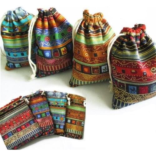 10pcs/lot 12cm*9.5cm Exotic Wholesale Christmas Wedding Gift Bag Jewelry Pouch Cloth Linen Fabric Packaging With Drawstring