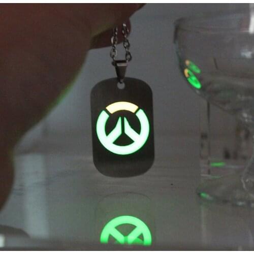Glowing key chain Overwatch car keychain glow keychain men Lady couple bag keyring GLOW in the DARK fashion charm keychain