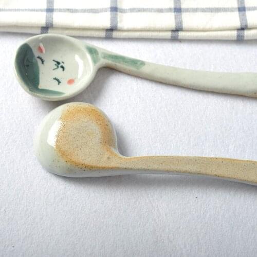 1pc Ceramic Spoon Japanese Creative Lovers Spoon Hand Painted Ice Cream Spoons Dessert Tableware Tiny Spoon Long Handle Spoon