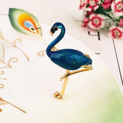 New Design Flamingo Alloy Red Blue Enamel Bird Brooches Womens Metal Animal Brooch Pins Banquet Broche Gift Scarf Buckle