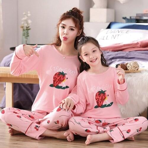 New Christmas Family Matching Christmas Pajamas Set Women Kids Girl Family cartoon Pyjamas Kids Photography Clothes Set