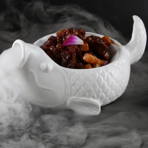 Ceramic Plate Deep Plate Assiette Tray Creative Dish Fish Shape Bowl Container Embossment Food White Bowl Vajilla Ceramica 1pcs