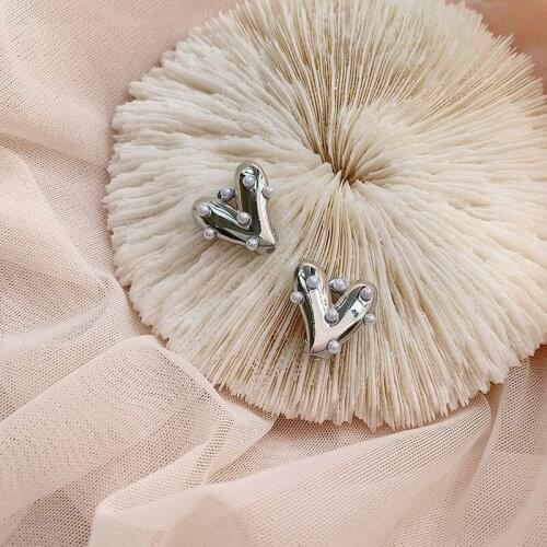 Origin Summer Cute Imitation Pearls Heart Stud Earrings for Women Female Silver Color Metal Love Statement Earring Pendientes