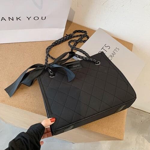 Lingge chain bag womens winter 2020 new fashion versatile high capacity single shoulder underarm messenger bag