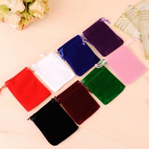 50pcs/lot 7x9cm Velvet Pouch 7Colors In Stock Velvet Drawstring Bags verpakking zakjes Can Be Custom Logo