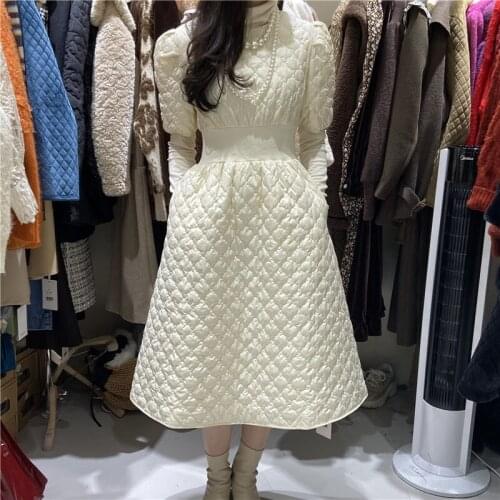 2021 Spring Winter Short Sleeve Cotton Dress Womens Slim Waist Round Neck Pullover All-Matching Zipper Back A- Line Midi Dress