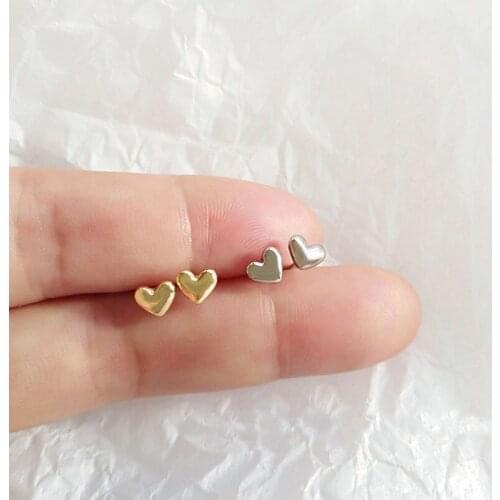 2021 Fashion Girls Minimalist Silver Plated Mini Small Love Heart Stud Earrings for Women Student Teen Children Jewelry Gift