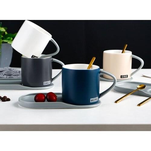 Originality European Small Luxurious Ceramics Coffee Cup Saucers Breakfast Milk Oats Cups Afternoon Tea Scented Tea Black Teacup