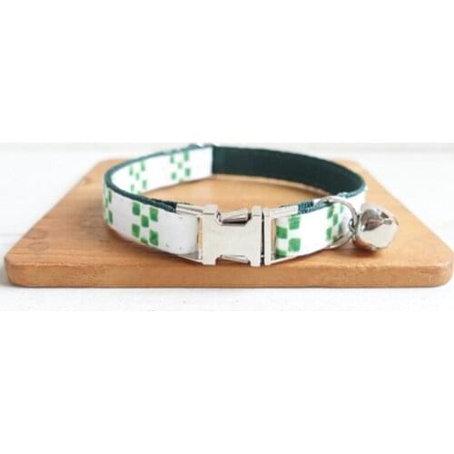 Pet Small Dog Collar HE JABE MOSAIC Adjustable Cat Nameplate ID 2 Sizes Poly Satin And Nylon Cat Collar Sash Small Bell
