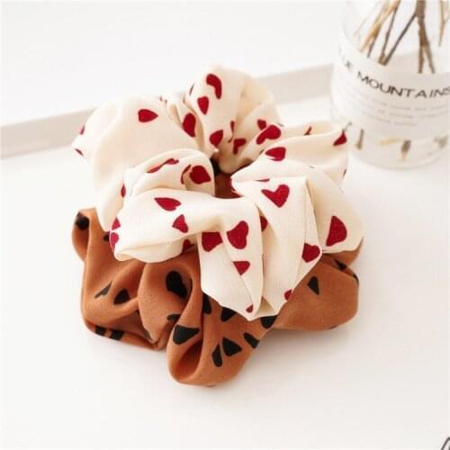 2020 summer version of the new style girl love large intestine cloth circle head jewelry plate hair wild hair ring wholesale