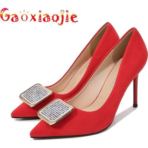 2021 New Womens Pumps Sexy Party 9.5CM Diamond Metal Placard High Heels Pure Colour Flock Pointed Toe Office Shoes Black Red