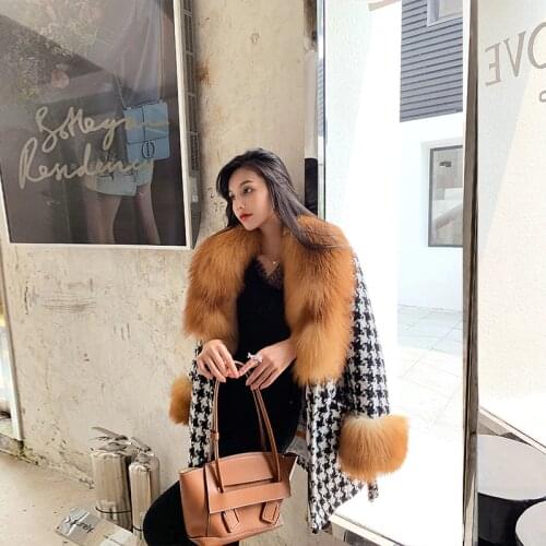 2020 Women Wool Blends Houndstooth Coat With Plush Natural Fox Fur Cuffs and Collar Cashmere Outerwear Ladies Jacket