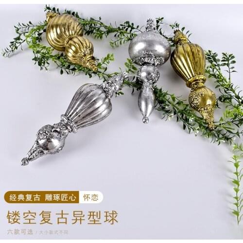 Festive decorations retro hollow shaped ball Christmas tree dress up pendant shopping mall hotel scene layout ornaments