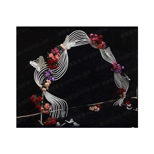 Wedding props Yingmeilu flower arranging utensils, iron baking lacquer T-stage curved arch wedding supplies