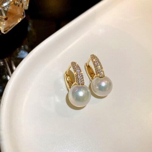 2021 New Sparkling Rhinestone Zircon Inlaid Buckle Circle Earrings for Women Gold Plated Pearl Water Drop Stud Earrings Jewelry