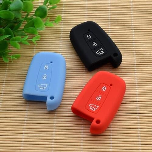 Car styling For KIA RIO K2 K5 Sportage R Sorento Carens Cerato Smart Silicone protection Key Cover Car Keychain shell stickers
