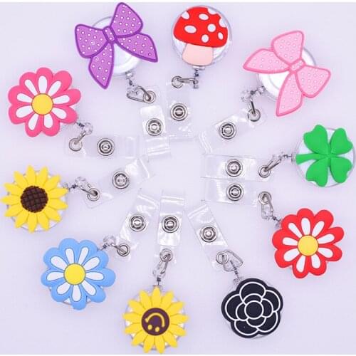 2020 Hot Sales 1 Piece High Quality Retractable Nurse Badge Holder Reel Cute Flowers Bow Mushroom Exhibition ID Card Holder