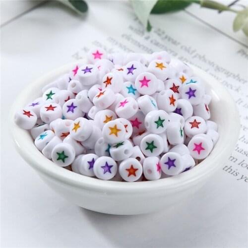 Julie Wang 100pcs 7mm Acrylic White Round Beads Random Color Star Spacer Bead Bracelet Jewelry Making Accessory