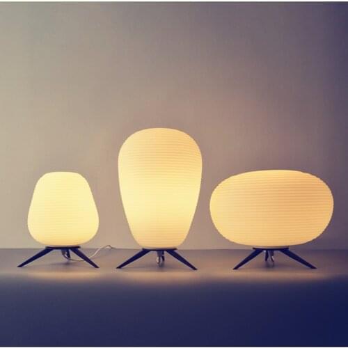 Nordic Modern Minimalist creativity E27 Table Lamp Contemporary LED Desk Lamp For Living Room Bedroom Foyer Childrens room