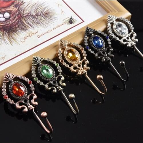 1 Pair Crystal Beads Curtain Hooks Wall Tie Tassel Brush Holder Buckle Coat Hat Hook Curtain Accessories Hanging Ball Holdback