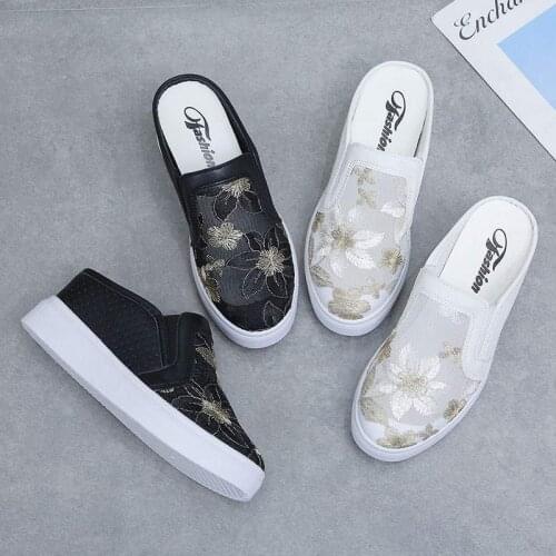Shoes Slippers Flat Med Slides Cover Toe Women Heels Pantofle Platform High 2021 Scandals Fretwork Rubber Embroider PU Floral