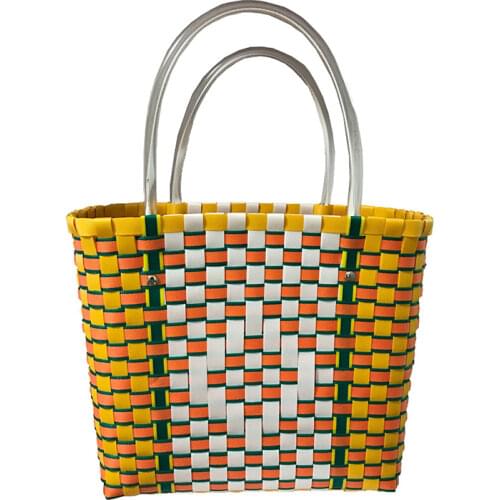 New Plastic Handmade Fashion Womens Handbags Storage Basket Large Capacity Summer Vacation Female Beach Bag Designer Straw Bag