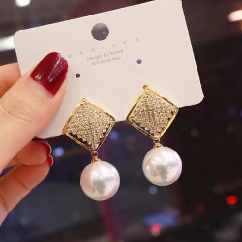 Retro Minimalist Square Earrings Irregular Earrings Pearl Pendants New Exaggerated Cold Wind Fashion Earrings Girl Accessories
