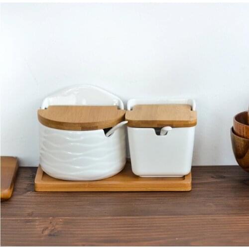 Creative Nordic Style Ceramic Kitchen Seasoning Jar Set Wooden Cover Salt Shaker Seasoning Jar Kitchen Tool Seasoning Container