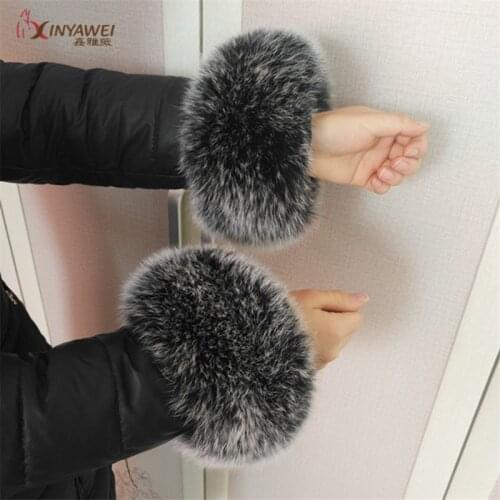 High Quality Fox Fur Cuffs Big Offer Wrist Warmer Genuine Fox Fur Cuff Women Bracelet Real Leather Cuff Glove Customizable