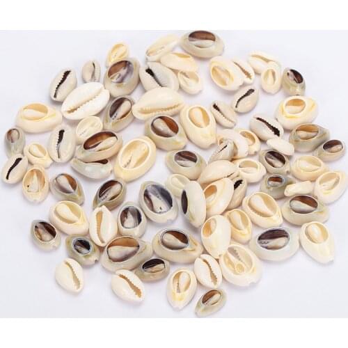 50Pcs Natrual Shells Beads Cowrie Cowry Conch Shape Necklace Pendants for Jewelry Making DIY Bracelet Earring Charms Accessories