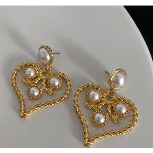 Brass Faux Pearl Heart Statement Earring Women Jewelry Punk Party Gown Brincos T Show Runway Rare Japan Korean Fashion Ins