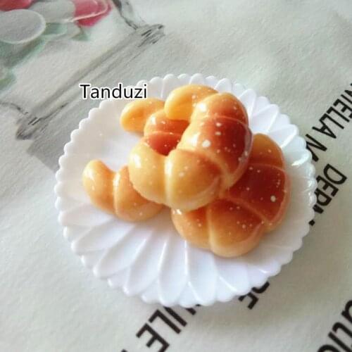 Tanduzi 20PCS Resin Food Cabochon Miniature Croissant Bread Dollhouse Supplies Imitation Food DIY Decroation
