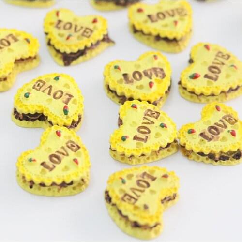 Set of 50 pcs Handmade resin Cabochons Flat Back lavender love heart shaped cake 20mm Art Charm Picture Charm