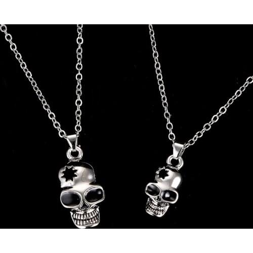 Emmaya 2 pcs/set Punk Skeleton Pendant Necklace Fashion Cheap Necklaces for Lovers Factory Price Gift