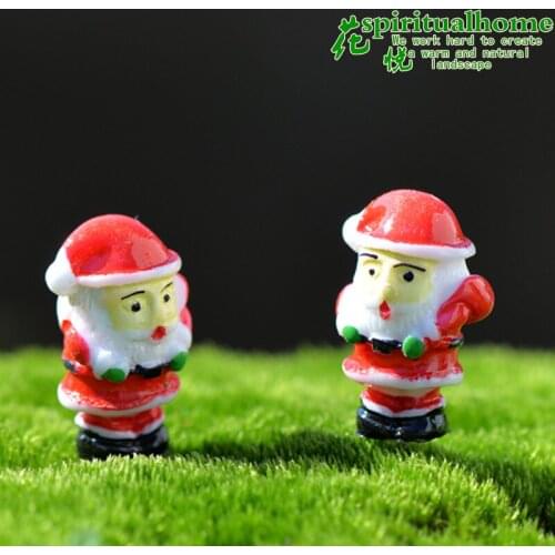 2pcs/set Christmas Miniature Santa Claus Gift Train Terrarium Figurines Fairy Garden Decor Snow Landscape Model