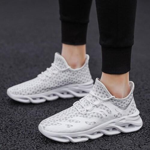 Construction Sneaker Steel Toe Work Shoes Lightweight Breathable Men Safety Shoes for Men Anti-Smashing Zapatillas Hombre 2021