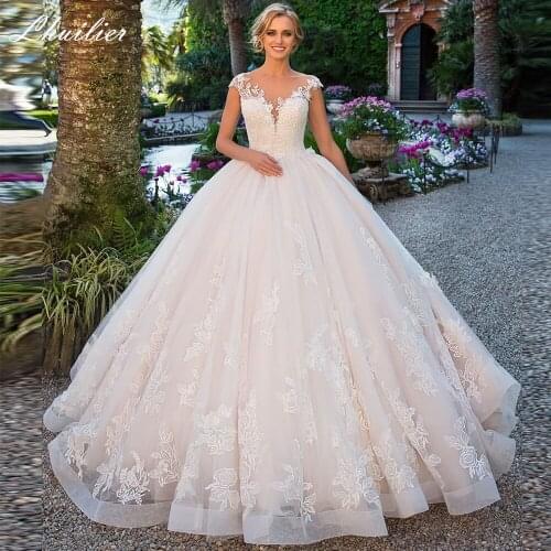 Lhuilier A Line Scoop Neck Lace Appliques Wedding Dresses Cap Sleeves Floor Length Backless Bridal Gowns Court Train
