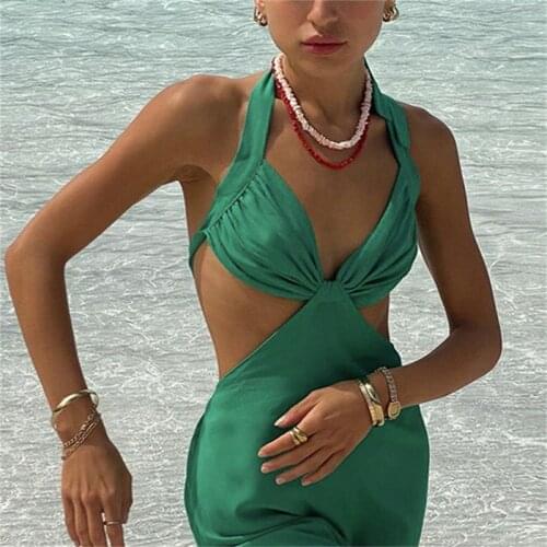 Women’s Sexy Sleeveless Back Bandage Halter Dress Fashion Solid Color V-neck Hollow Backless A-line Short Dress