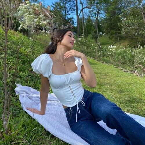 Women Fashion Square Neck Pleated Lace Up T-shirt Pullover Solid Color Lace Up Short Bubble Sleeve Navel T-shirt 2021