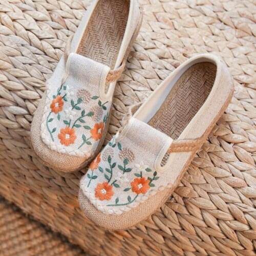 Women Linen Canvas Shoes Retro Bohemian Slip-On Flat Comfortable Loafers Ladies Casual Embroidered Hemp Sole Sneakers