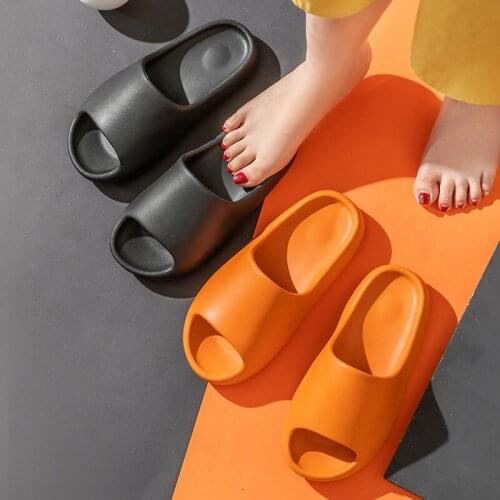 Womens Sandals Thick-soled Massage Waterproof EVA Material Mens Slippers Breathable Wear-resistant Outdoor Couple Slippers