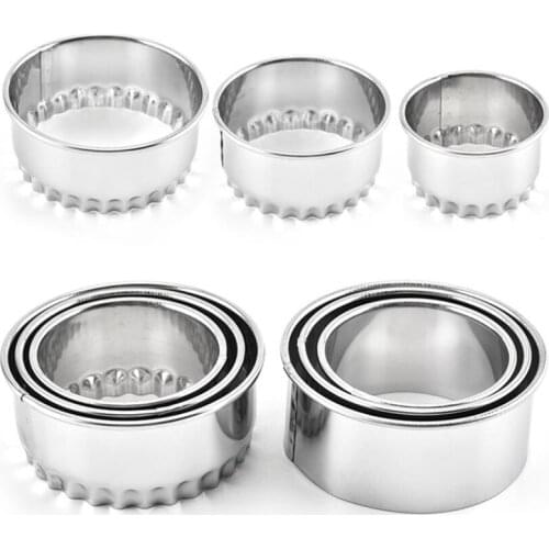 3Pcs Round/Flower Shaped Dough Cutting Tool Kitchen Gadgets Stainless Steel Dumplings Cutter Portable Dumplings Wrappers Molds