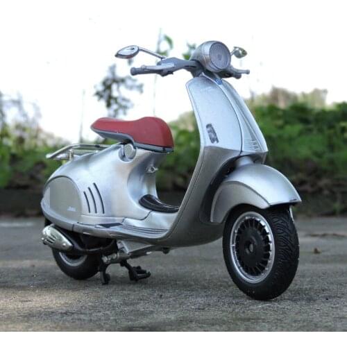 Art Retro Style 1/12 New Special Die-cast Metal VESPA 946 Motorcycle Desktop Display Collection Model