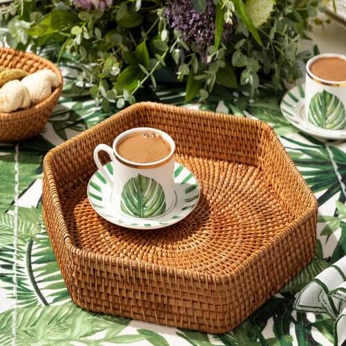 MADAME ASHLEY Tea Utensils