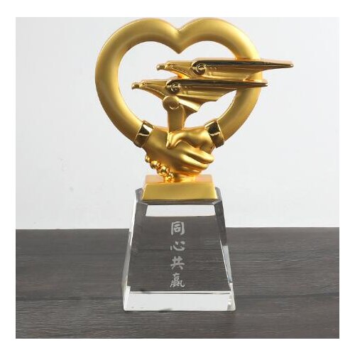 World Cup Crystal trophy customized MEDALS fly creative cooperation enterprise staff high-grade metal trophy crafts statue
