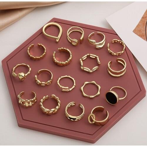 New Design Irregular Geometric Twisted Gold Open Rings Punk Rock Wide Ring with Circle Rings for Women Finger Stack Bijoux Femme