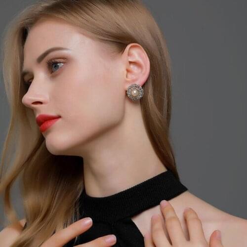 Round Imitation Pearl Center Full Rhinestone Flower Earrings Gold Silver Color Stud Earrings for Women Charm Ear Studs Jewelry