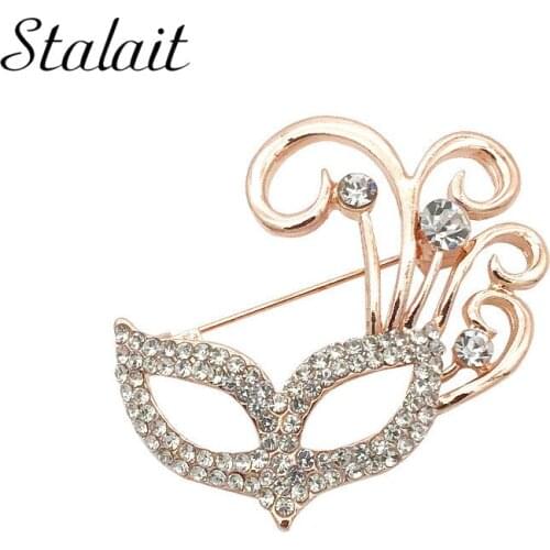 Alloy Gold Rhinestone Prom Mask Brooches Corsage Chicken Feather Tail Pin Brooch Jewelry Korean Accessories Women Clothing Gift