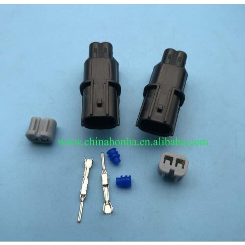 2 pin male waterproof connector Air intake pressure sensor turn signal plug 6188-0590