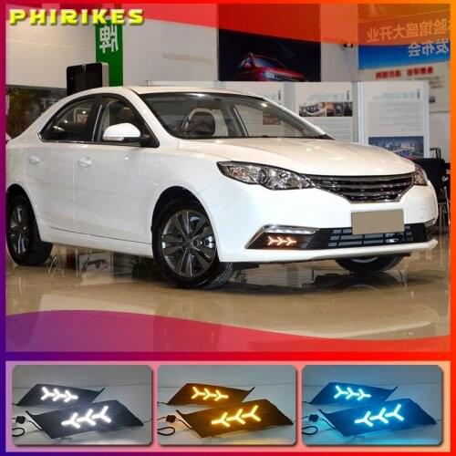 For Roewe 360 2015-2017 Daytime running lights LED DRL Fog lamp driving lights with Yellow Turn Signal Function